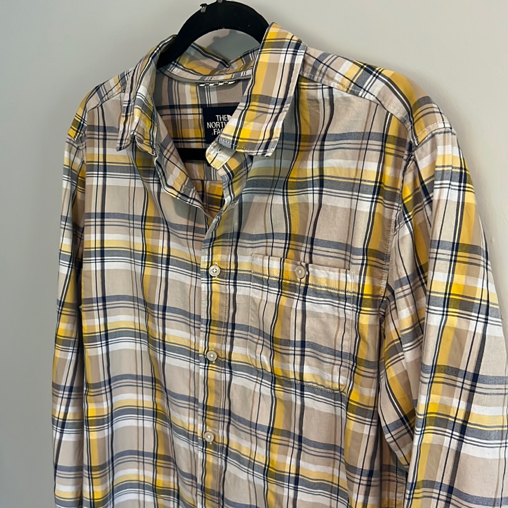 The North Face Button Down Euc